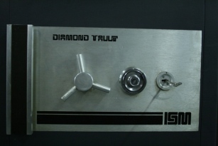 Used ISM Diamond Vault 5521 TRTL30X6 High Security Safe